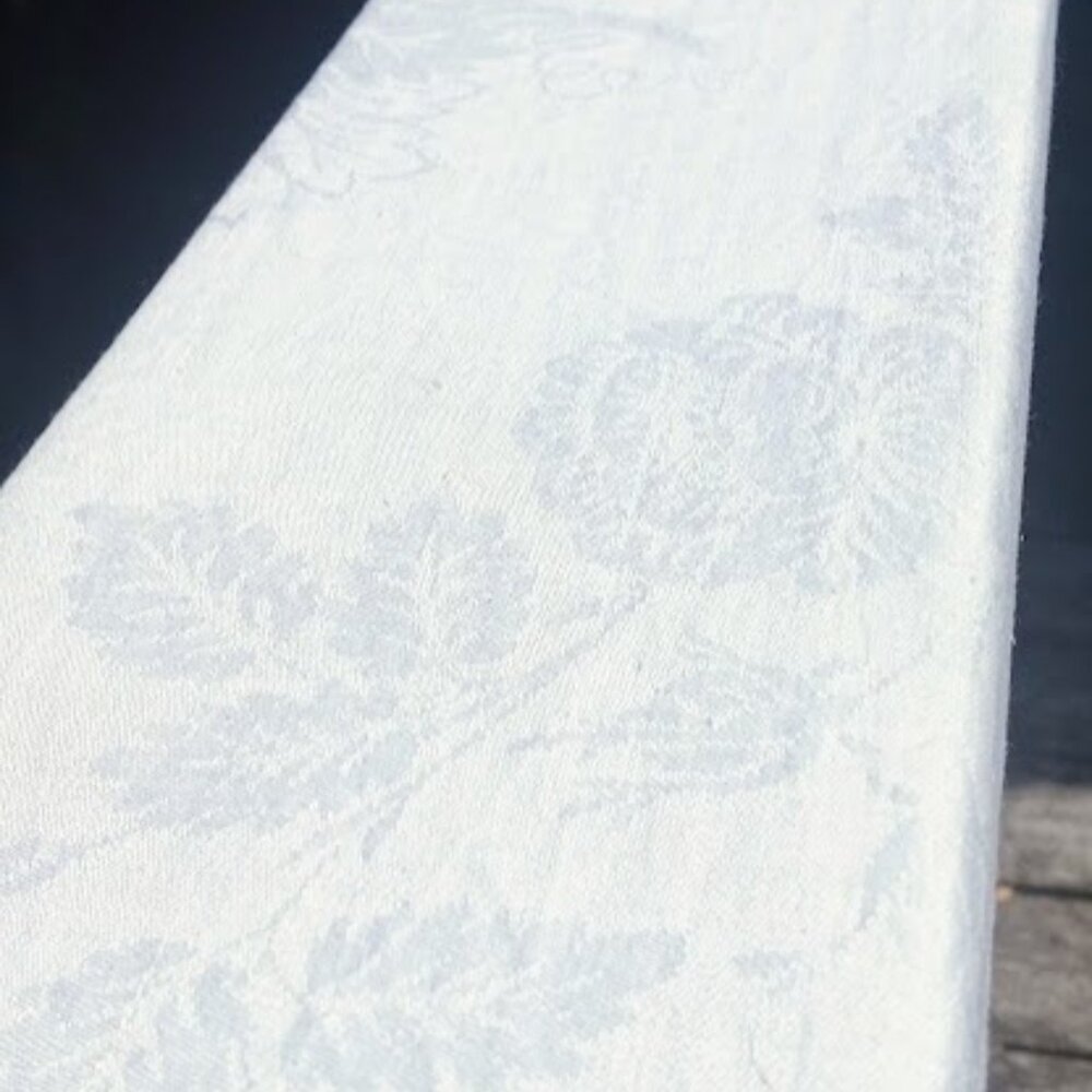 Antique English White Linen Damask Tablecloth 132x84